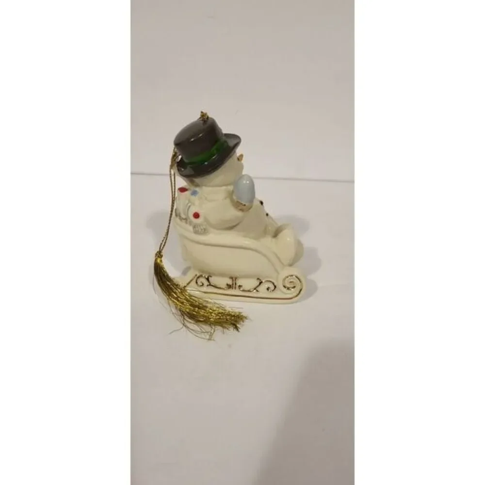 1999‎ Lenox Snowman In Sleigh Ornament